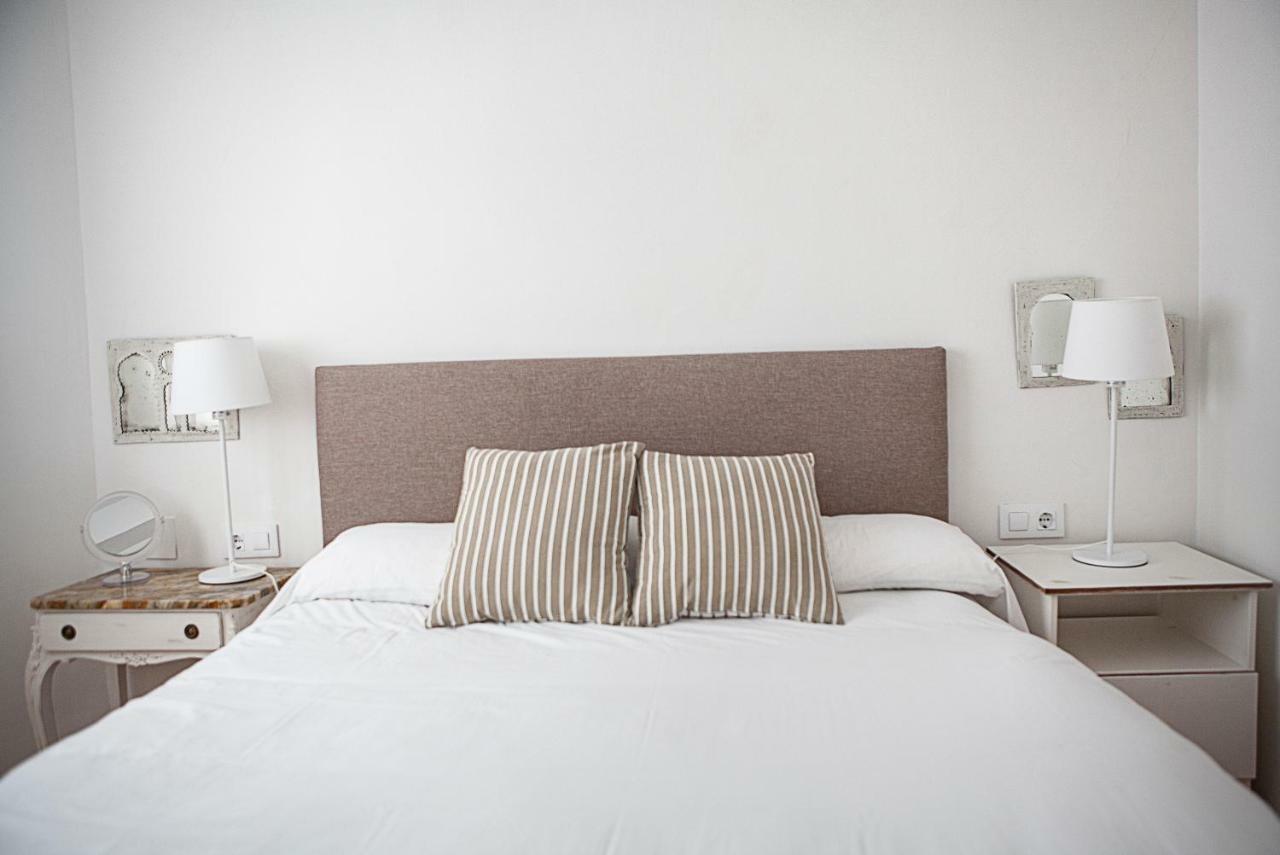 Apartamento Mendoza Sevilla Exterior foto