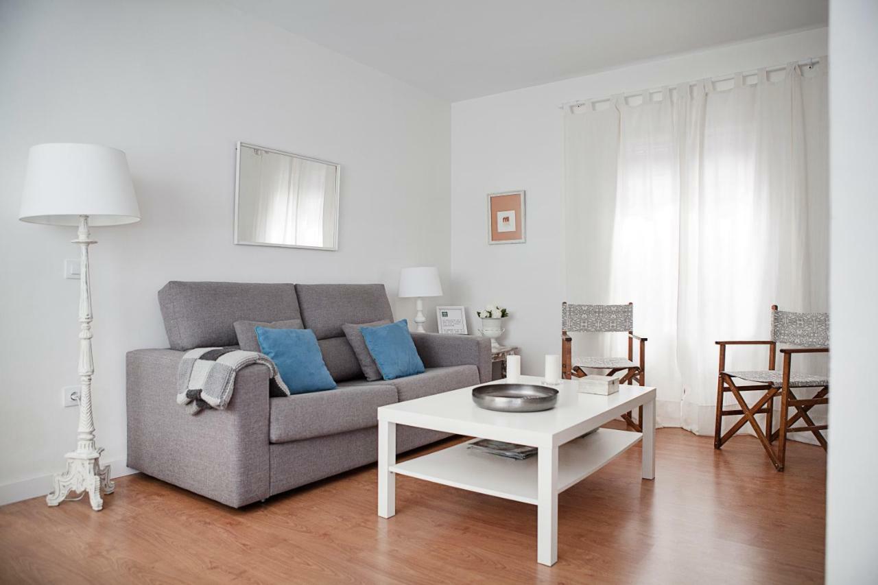 Apartamento Mendoza Sevilla Exterior foto